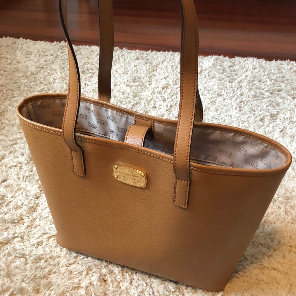 Michael Kors Tote